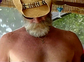 old cowboy sucked at the bar