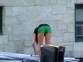 shorts verdes flaca culito skinny petite ass candid