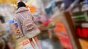 素人の美人おさんの寝込みに挿入激しくピストン