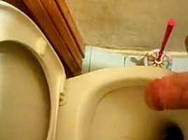 teen 18+ masturbates and cum