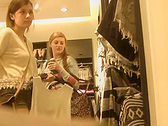 teens 18+ shoppin' (Graz 8)