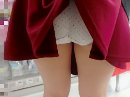 upskirt jpn busted 1